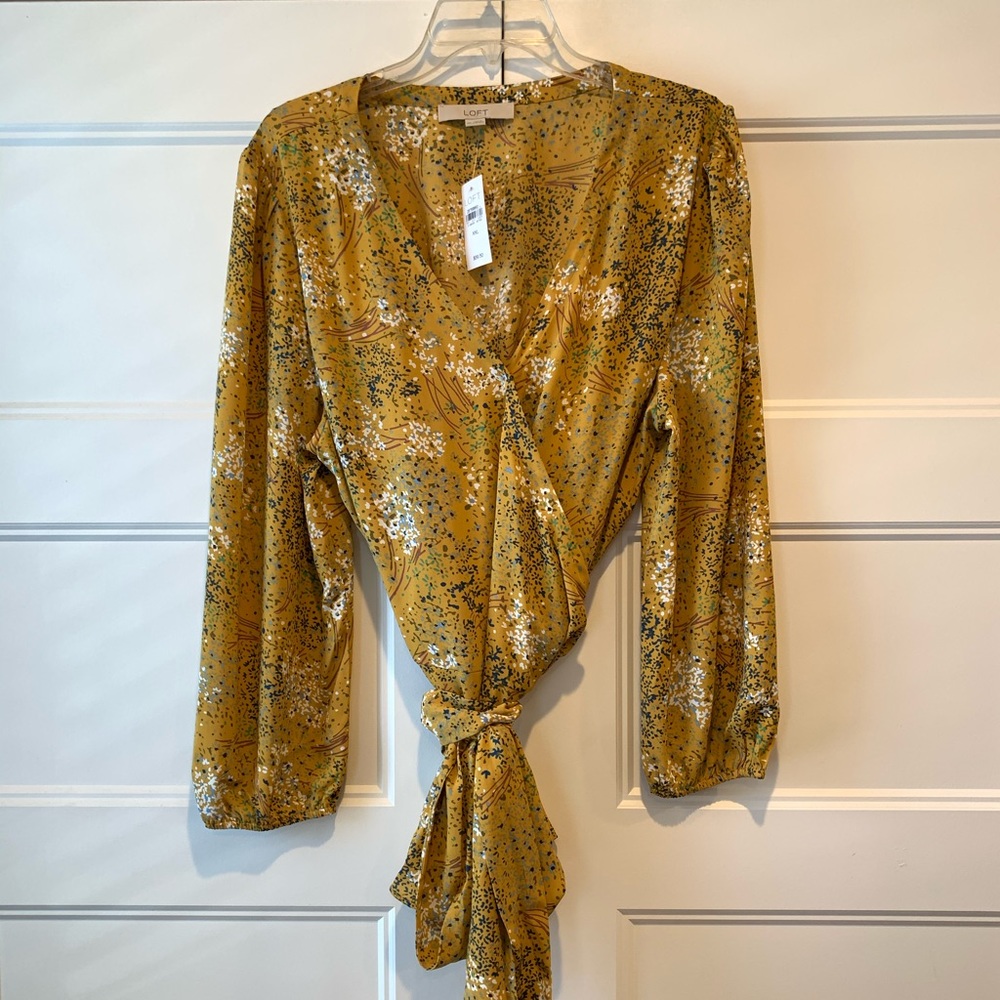 LOFT wrap top. V-neck and multicolored